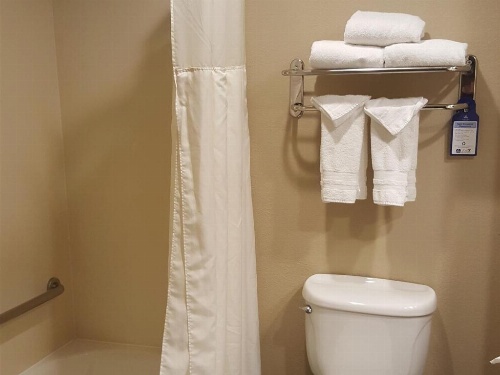 Best Western Plus Airport Inn And Suites image 17