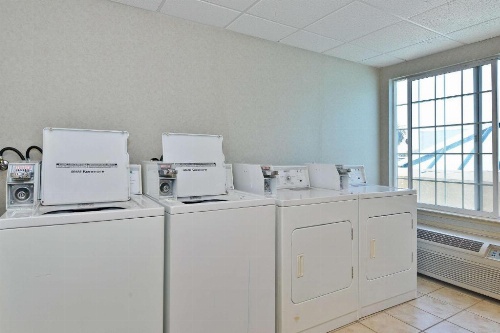 Best Western Plus Airport Inn And Suites image 26